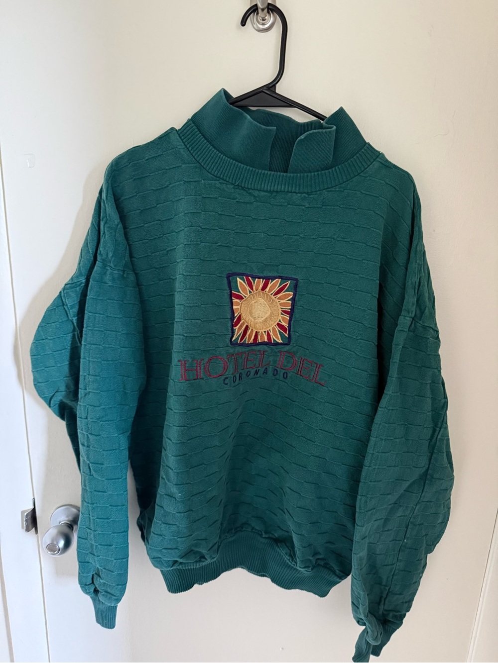 Rare Vintage Hotel Del California Green Crewneck Sweater with Sun Embroidery
